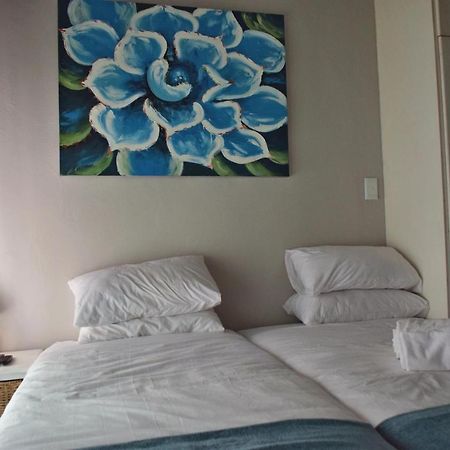 Zonnevanger Guesthouse Noorder-Paarl Exterior photo